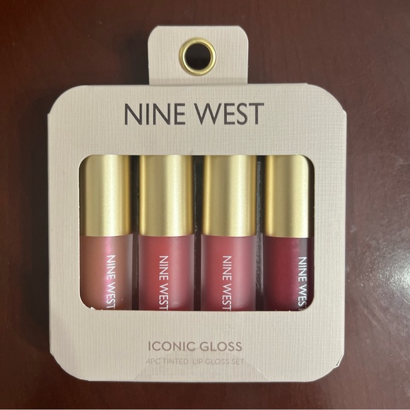 Anne Klein Lip Gloss Trio/Gloss/Puffs - Picture 6 of 7